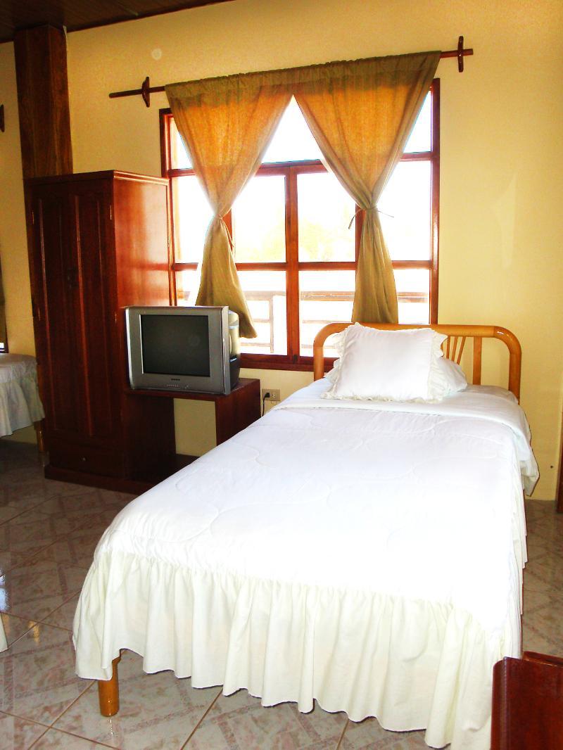 Hotel San Vicente Galapagos Пуэрто-Вильямиль Экстерьер фото